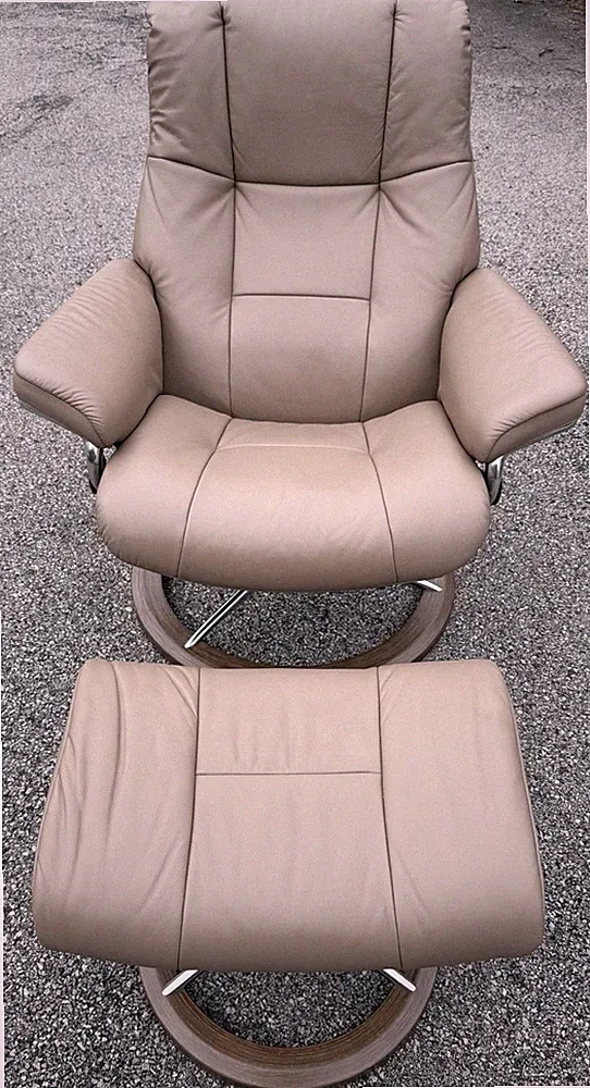 Stressless by Ekornes Mayfair Signature Series Leather Recliner Chair MCM Small